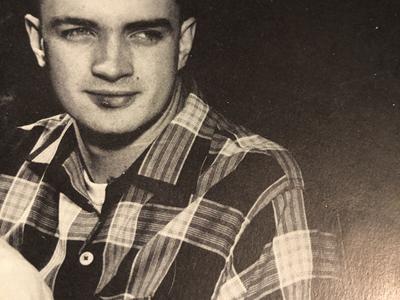 an old photo of a man