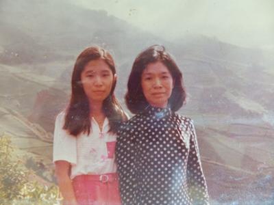 Mama n Fifi in Dieng