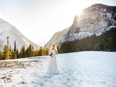 Wedding photo place in winter background