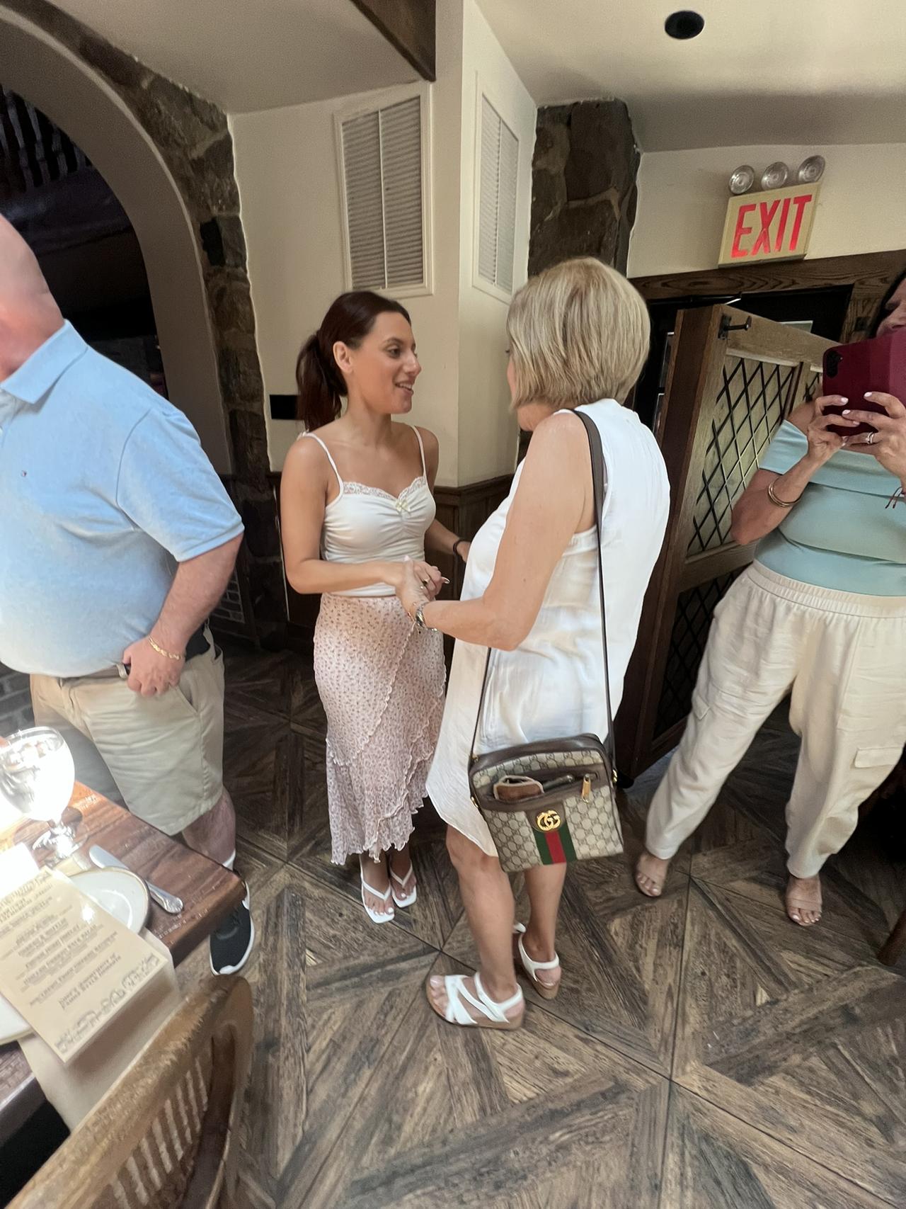 victoria mom