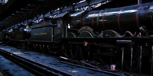 Dscn4066-pendennis-dark-in-shed_crop_1200x600