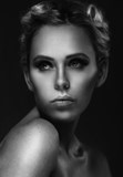 Black & White Retouch