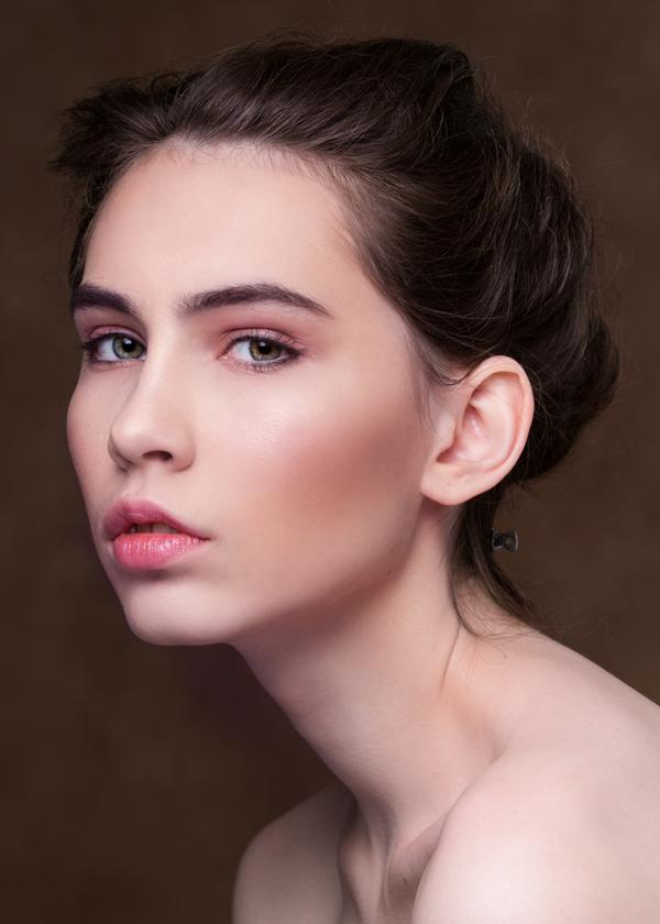 Beauty and Makeup Retouch