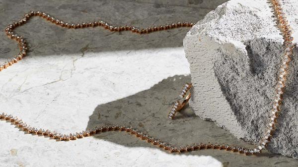 Portfolio-1423-x-800-px-Alinka-rock