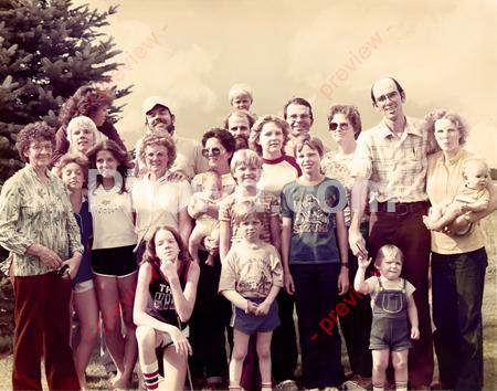 1982ish-07 Frost reunion - Group photo with Grandma Carmel, Uncle Mike_s family, Uncle Dan_s family and our family 2 done