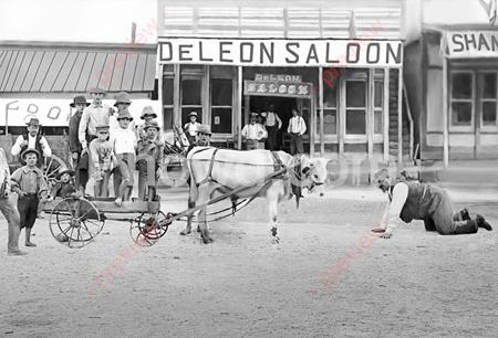 de leon saloon original...